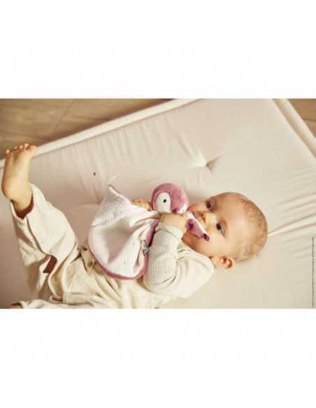 Doudou Pingüino de Kaloo: Suavidad y ternura para tu bebé Doudou Pingüino de Kaloo: Suavidad y ternura para tu bebé