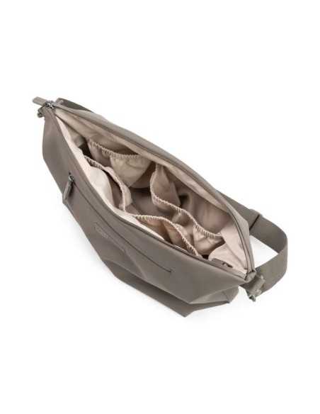 Stroller Bag de Done By Deer : Funcionalidad y Estilo